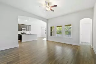 309 Horseshoe Bnd, Valley View, TX 76272 - Photo 5