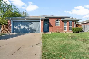 807 Havenbrook Dr, Arlington, TX 76001 - Photo 1