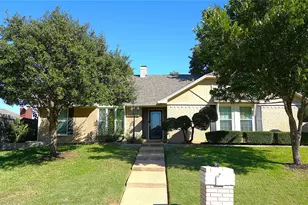 5603 Paddockview Dr, Arlington, TX 76017 - Photo 1