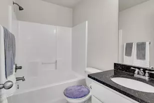 2700 Club Ridge Dr, Lewisville, TX 75067 - Photo 9