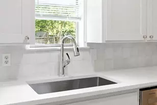 8020 Cross Dr, North Richland Hills, TX 76182 - Photo 9