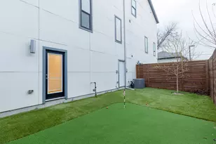 1925 California Dr, Dallas, TX 75204 - Photo 29