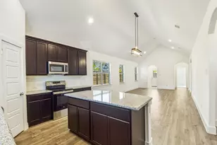 100 Maverick Trl, Valley View, TX 76272 - Photo 9