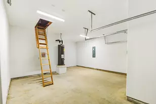 100 Maverick Trl, Valley View, TX 76272 - Photo 21