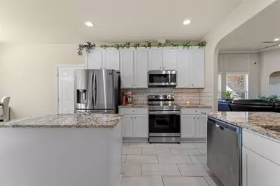 1357 Lake Grove Lane, DeSoto, TX 75115 - Photo 9