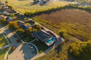 1357 Lake Grove Ln, DeSoto, TX 75115 - Photo 37