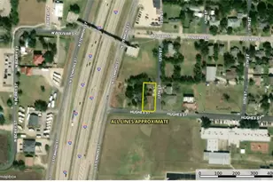 411 Hughes St, Sanger, TX 76266 - Photo 3