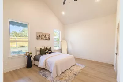 5104 Curzon Avenue, Fort Worth, TX 76107 - Photo 9