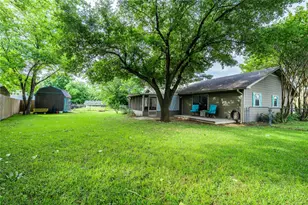 128 Hilltop Dr, Trinidad, TX 75163 - Photo 1