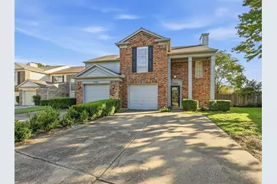 1504 Creek Bank Lane, Arlington, TX 76014 - Photo 3