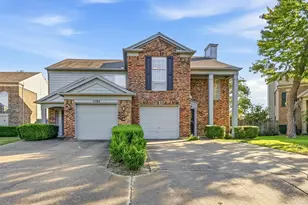 1504 Creek Bank Ln, Arlington, TX 76014 - Photo 1