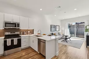 2990 Reagan St, Dallas, TX 75219 - Photo 3