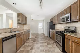 10818 Sharondale Dr, Dallas, TX 75228 - Photo 13