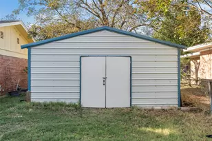 3648 Jim Tom Dr, Waco, TX 76706 - Photo 9