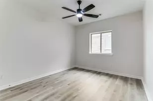 523 Paddock Way, Irving, TX 75039 - Photo 17