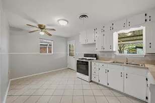 508 N Jordan St, Whitesboro, TX 76273 - Photo 11