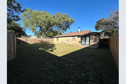 625 Edwards Drive, Saginaw, TX 76179 - Photo 33