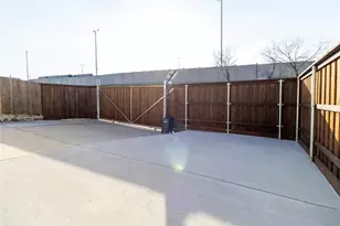 5227 Montego Bay Dr, Irving, TX 75038 - Photo 31