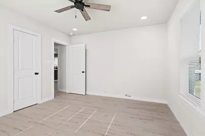 1300 E Baltimore Avenue, Fort Worth, TX 76104 - Photo 15