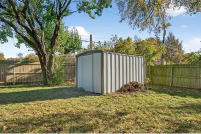 143 N Imperial Drive, Denison, TX 75020 - Photo 29