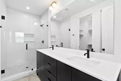 1147 N Madison Avenue #104, Dallas, TX 75208 - Photo 17
