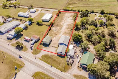 501 W Highway 199, Springtown, TX 76082 - Photo 15