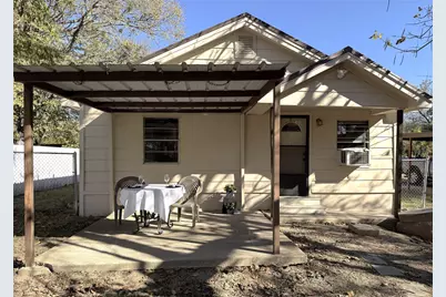 225 College Street, Roxton, TX 75477 - Photo 21