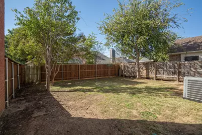 1390 Mimosa Lane, Lewisville, TX 75077 - Photo 27