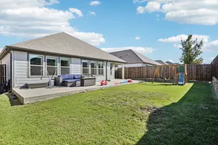 312 Scenic Point Dr, Princeton, TX 75407 - Photo 39