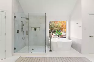 600 Pistachio Cir, Irving, TX 75063 - Photo 21