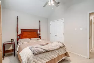 1125 Starling Ct, Burleson, TX 76028 - Photo 25