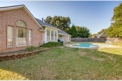 1125 Starling Court, Burleson, TX 76028 - Photo 39