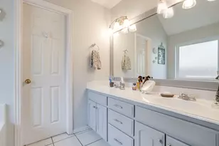 1125 Starling Ct, Burleson, TX 76028 - Photo 21