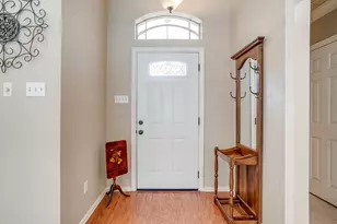 1125 Starling Ct, Burleson, TX 76028 - Photo 5