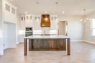 2036 Carrie Ct, Weatherford, TX 76088 - Photo 13