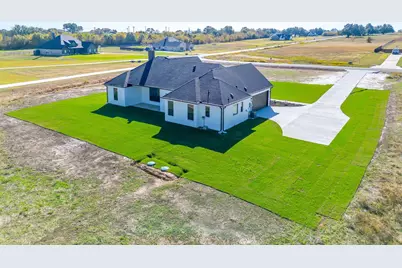 2036 Carrie Court, Weatherford, TX 76088 - Photo 37