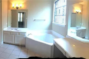 1111 Ranch Vista Dr, Irving, TX 75063 - Photo 11