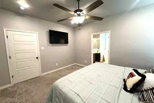 702 Pillar St, Bowie, TX 76230 - Photo 21