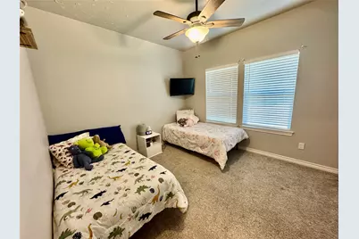 702 Pillar Street, Bowie, TX 76230 - Photo 17