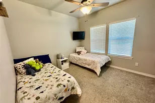 702 Pillar St, Bowie, TX 76230 - Photo 17