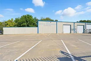 405 Bill Irwin St, Grand Prairie, TX 75050 - Photo 1