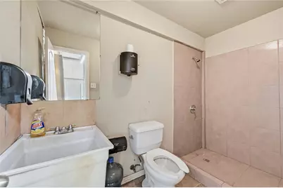 405 Bill Irwin Street, Grand Prairie, TX 75050 - Photo 15