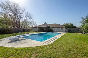 108 Haywood Dr, Benbrook, TX 76126 - Photo 7