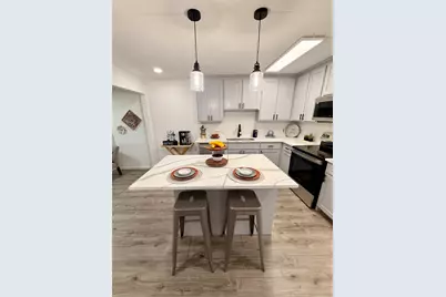 1009 Eric Avenue, Arlington, TX 76012 - Photo 17