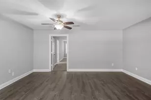 4016 Austin Ave, Waco, TX 76710 - Photo 9