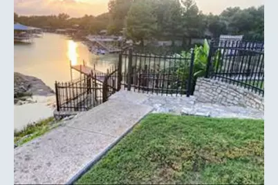 8401 Sunset Cove Drive, Fort Worth, TX 76179 - Photo 3