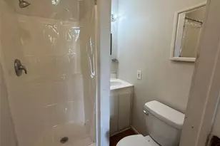 613 24th St, Dickinson, TX 77539 - Photo 7