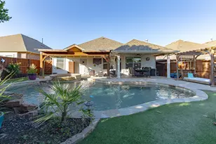 1161 Crest Breeze Dr, Fort Worth, TX 76052 - Photo 3