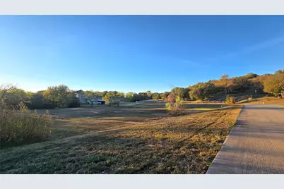 2202 Mountain Lakes Drive, Cedar Hill, TX 75104 - Photo 5
