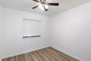 6646 E Lovers, Dallas, TX 75214 - Photo 11